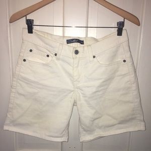 Levi White Corduroy Shorts